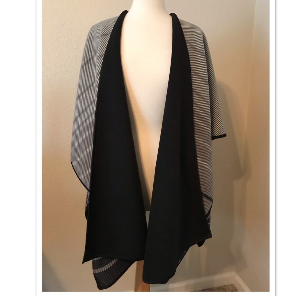 Ike Behar Shawl/wrap
